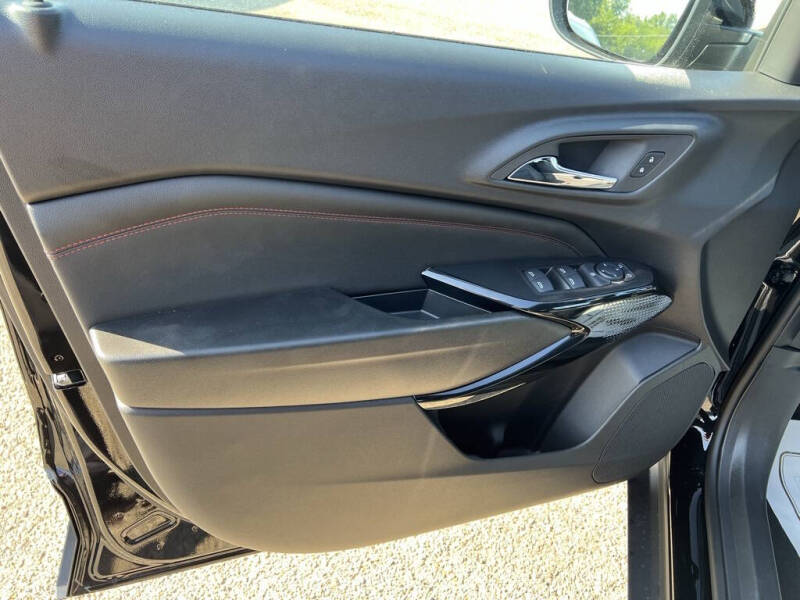 2025 Chevrolet Trax RS