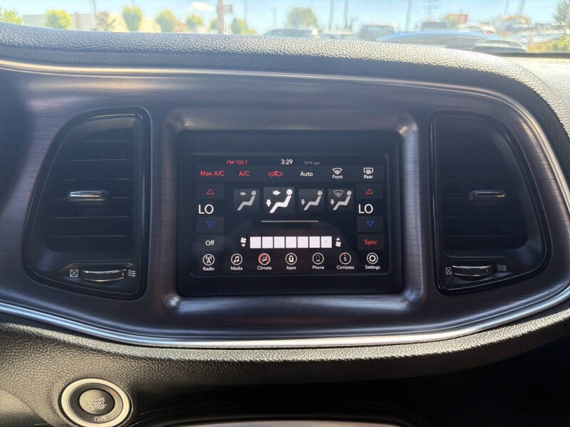 2018 Dodge Challenger SXT