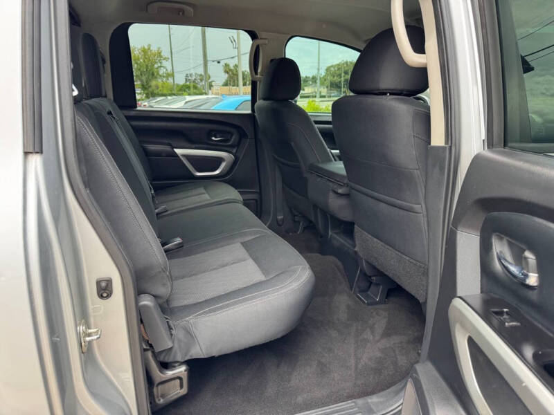 2018 Nissan Titan SV