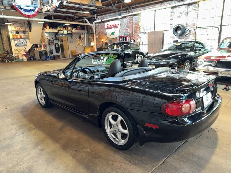 2002 Mazda MX-5 Miata
