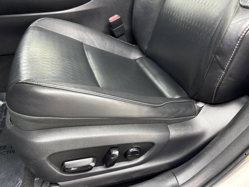 2020 Lexus UX 200
