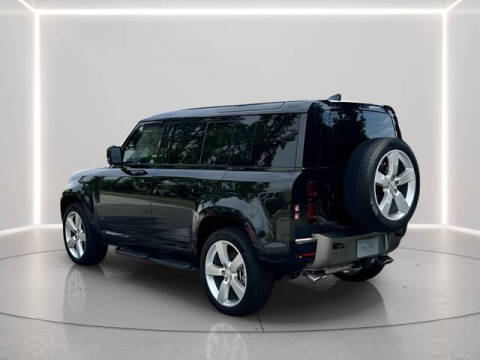 2025 Land Rover Defender 110 P500 X-Dynamic SE