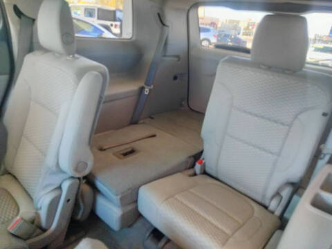 2017 GMC Acadia SLE-2