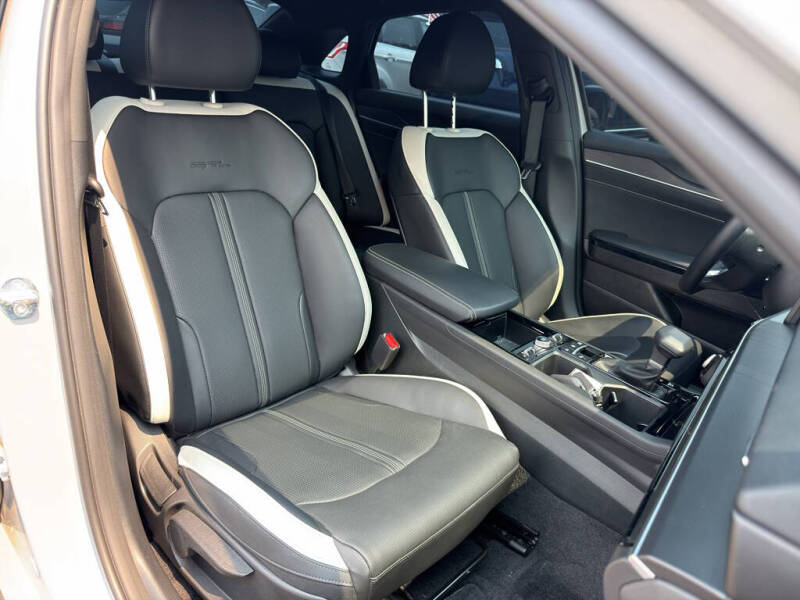2025 Kia K5