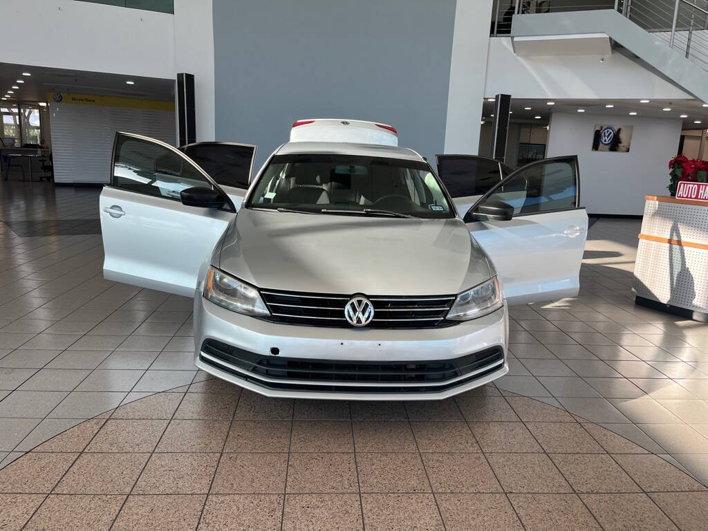 2015 Volkswagen Jetta for sale at Auto Haus Imports in Grand Prairie, TX