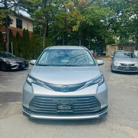 2021 Toyota Sienna for sale at Toms River Auto Sales in Lakewood, NJ