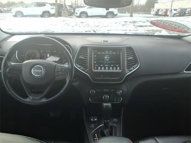 2020 Jeep Cherokee Trailhawk