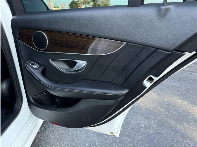 2020 Mercedes-Benz C-Class C 300