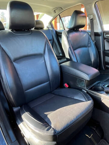 2017 Subaru Legacy 2.5i Limited