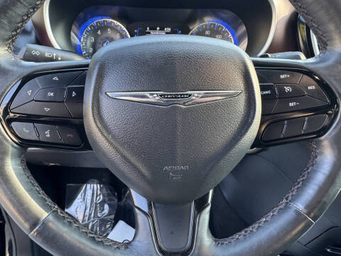 2020 Chrysler Pacifica Touring L 35th Anniversary