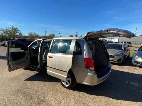 2014 Dodge Grand Caravan American Value Package