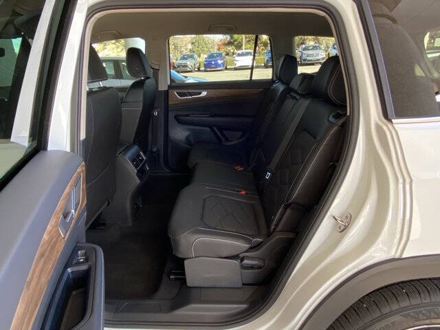 2025 Volkswagen Atlas SE 4Motion