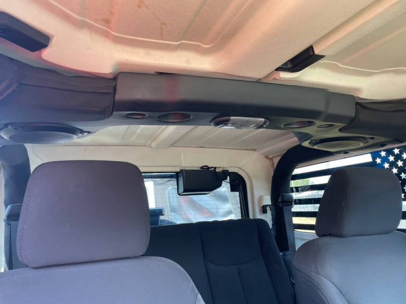 2013 Jeep Wrangler Freedom Edition