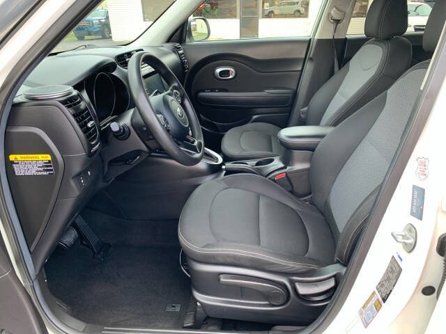 2019 Kia Soul +