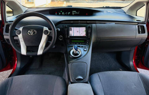 2010 Toyota Prius III