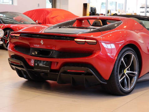 2024 Ferrari 296 GTS