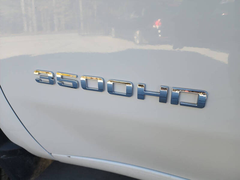 2022 Chevrolet Silverado 3500HD CC Work Truck