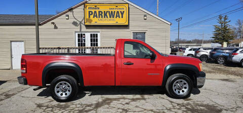 2011 GMC Sierra 1500 for sale at Parkway Motors in Springfield IL