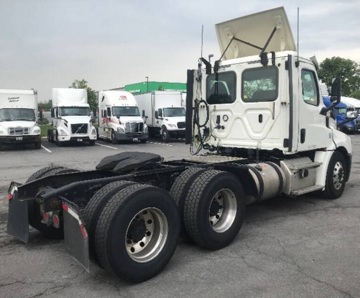2018 Freightliner Cascadia