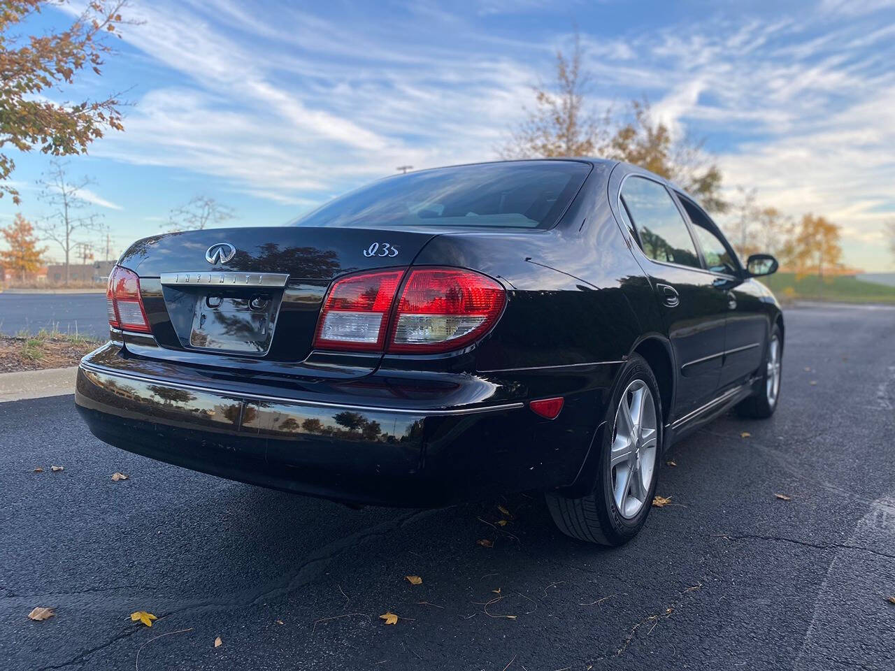 2004 INFINITI I35 for sale at Ideal Cars LLC in Skokie, IL