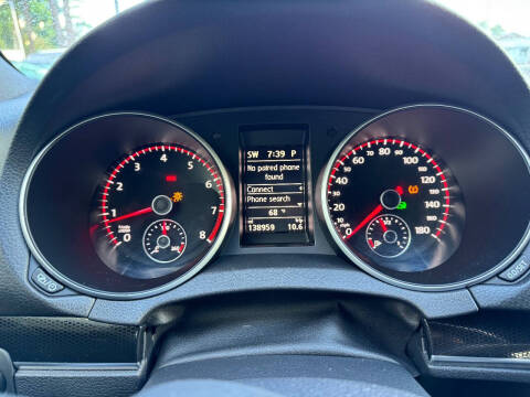 2014 Volkswagen GTI Wolfsburg Edition PZEV