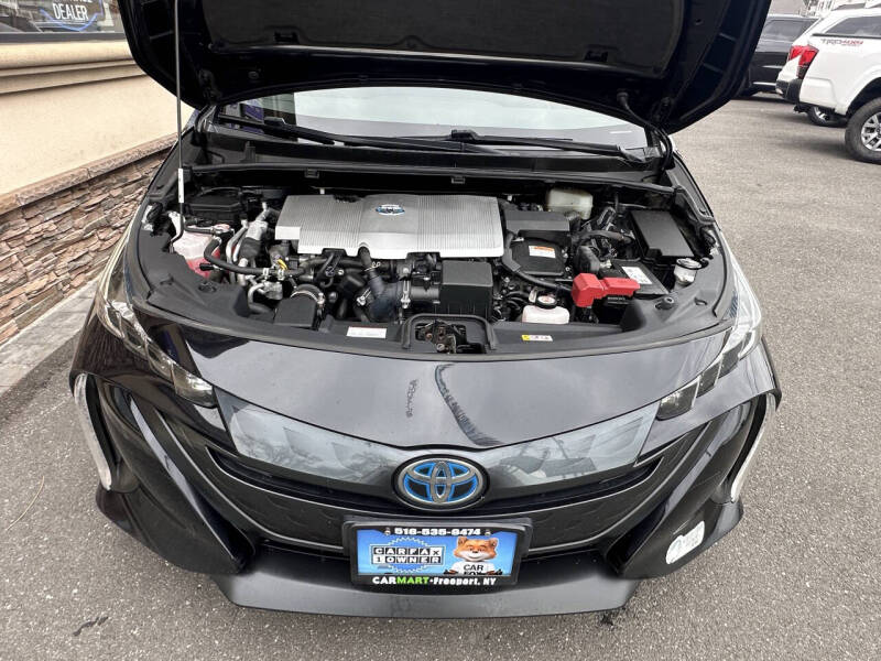 2021 Toyota Prius Prime LE