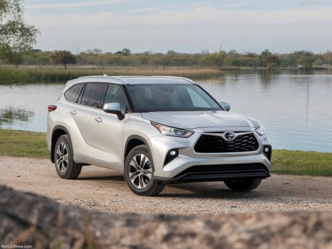 2025 Toyota Highlander XLE