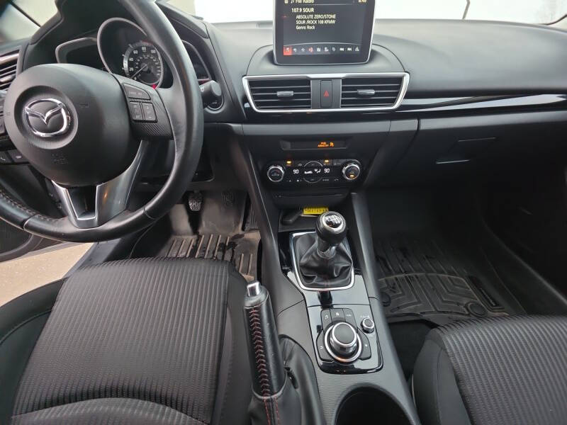 2016 Mazda MAZDA3 i Touring