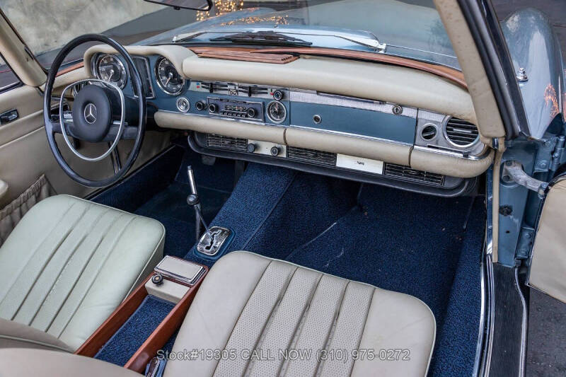 1971 Mercedes-Benz 280-Class