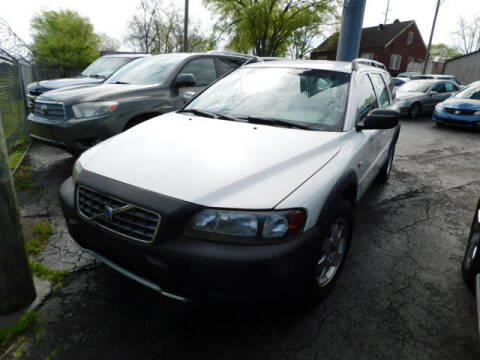 2005 Volvo XC70 for sale at WOOD MOTOR COMPANY in Madison TN