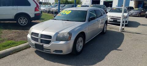 2007 Dodge Magnum for sale at JJ's Auto Sales in Independence MO