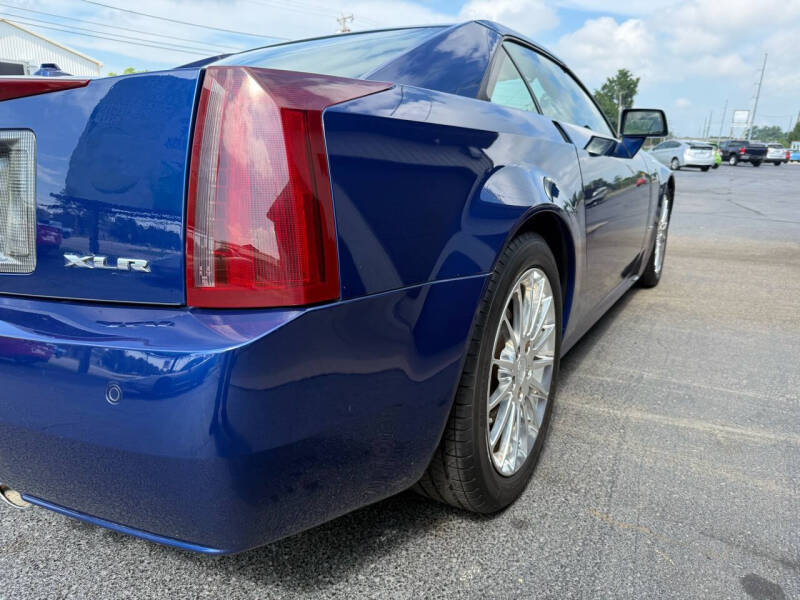 2005 Cadillac XLR