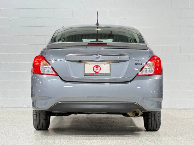 2019 Nissan Versa SV