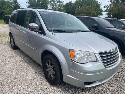 2008 Chrysler Town and Country for sale at HEDGES USED CARS in Carleton MI
