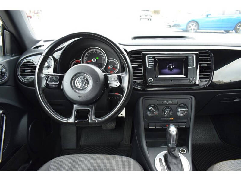 2018 Volkswagen Beetle 2.0T Coast