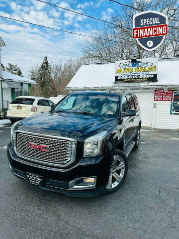 2015 GMC Yukon for sale at IK AUTO SALES LLC in Goshen NY