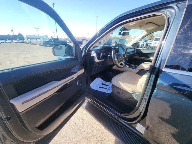 2024 Ford Expedition XLT