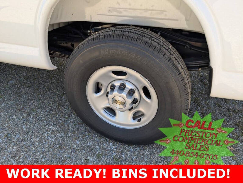 2025 Chevrolet Express 2500