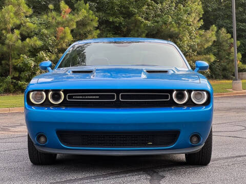 2015 Dodge Challenger SXT Plus