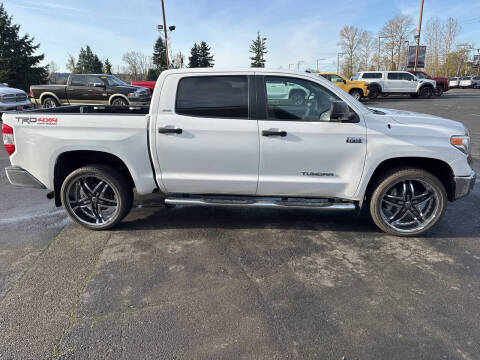 2016 Toyota Tundra SR5