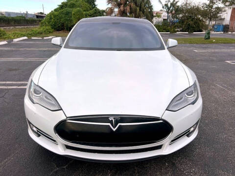 2013 Tesla Model S Performance