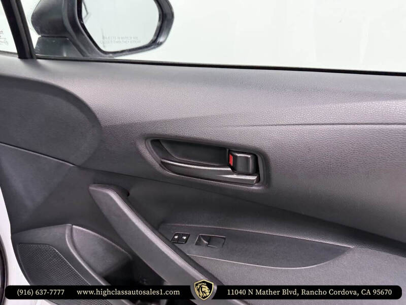 2023 Toyota Corolla LE