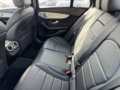 2021 Mercedes-Benz C-Class C 300