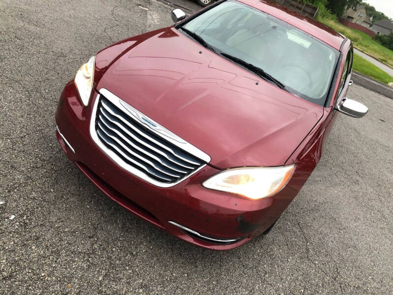 2013 Chrysler 200 for sale at Supreme Auto Gallery LLC in Kansas City MO