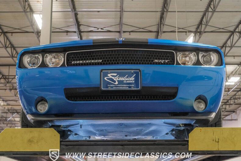 2009 Dodge Challenger SRT8