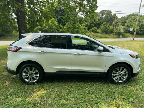 2019 Ford Edge Titanium