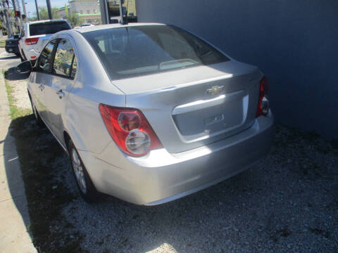 2012 Chevrolet Sonic LS