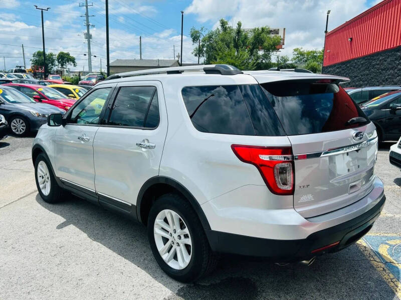 2013 Ford Explorer XLT