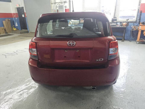 2009 Scion xD