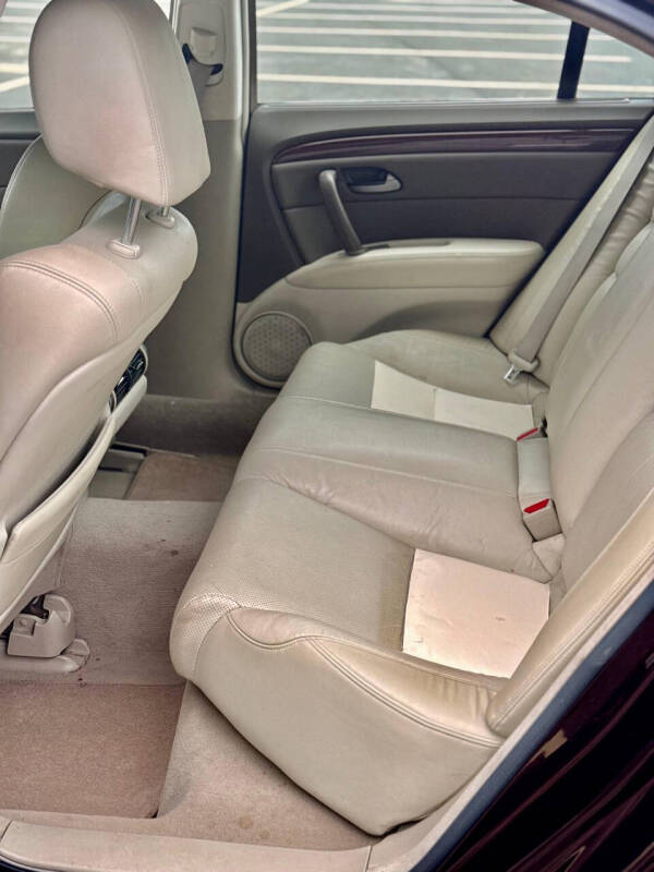 2011 Acura RL Technology Package - Photo 12